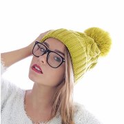 Шапка VOGUE, ярко-розовый, верх: 100% акрил, подкладка: 100% полиэстер Розовый