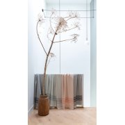 Полотенце Ukiyo Yumiko из переработанного хлопка AWARE™, 100x180 см