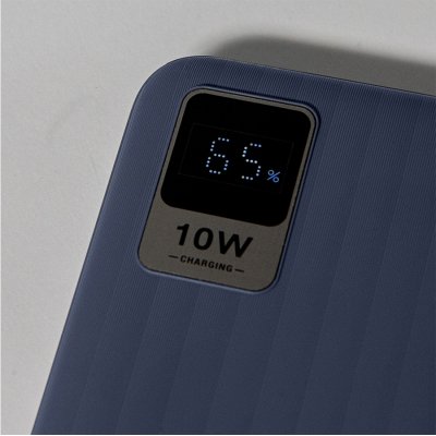Универсальный аккумулятор OMG Wave 10 (10000 мАч), синий, 14,9х6.7х1,6 см Синий
