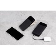 Зарядное (22.5W) устройство "Grade SOFTTOUCH" 10000 mAh с подсветкой логотипа, встроенными кабелями и цифровым индикатором заряда черный