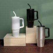 Термокружка Embrace из переработанной стали RCS, 900 мл арт. P437.3003 Термокружка Embrace из переработанной стали RCS, 900 мл арт. P437.3003