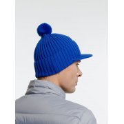 Вязаная шапка с козырьком Peaky, синяя (василек) арт. 16925.77 Вязаная шапка с козырьком Peaky, синяя (василек) арт. 16925.77