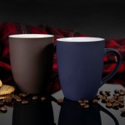 Кружка SWEET с прорезиненным покрытием Коричневый арт. 23500/141 Кружка SWEET с прорезиненным покрытием Коричневый арт. 23500/141