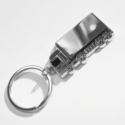 Брелок TITAN TRUCK; 5,4 x 2,7 x 0,4 см; металл серебристый