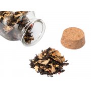 Чай черный, с соком имбиря, кусочками апельсина и малины